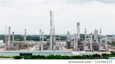 Refinery Oil and Gas Power Energy Industrial. Petrochemical Plant Tower, Storage Tank And Pipeline. 132560177