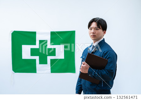 職業安全與健康形象 132561471