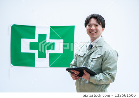 Occupational safety and health image 132561500