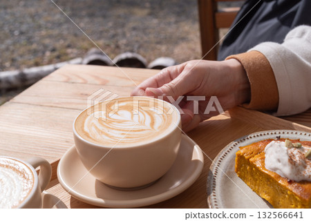 To drink coffee To drink coffee 132566641