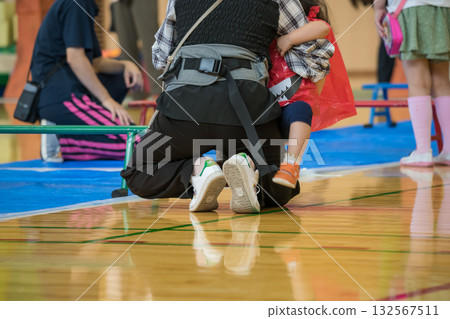 【幼兒園運動會：平衡木障礙賽】 132567511