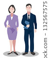 身穿西裝的男女商務人士 132567575