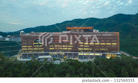 Oct 26 2025 Modern Chinese Medicine Hospital In Hong Kong 132568355