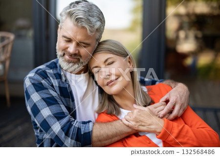 Senior couple spending time together and feeling in love 132568486