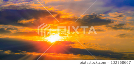 Mountain range and morning sun 132568667