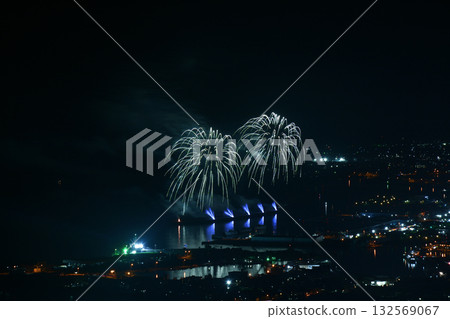 點亮夏夜星空的煙火 <燒津海洋煙火 2025> 點亮夏夜星空的煙火 <燒津海洋煙火 2025> 132569067