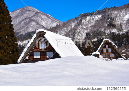 Winter Shirakawa-go Winter Shirakawa-go 132569255