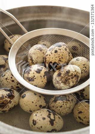 煮鵪鶉蛋 132571364