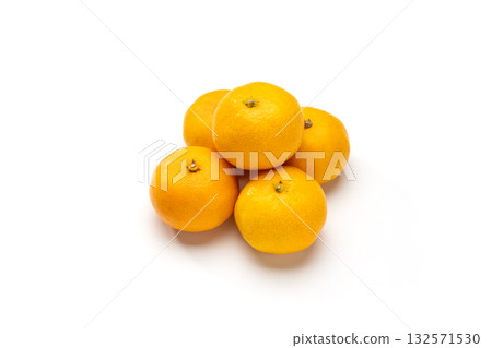 和歌山縣出產的香甜可口的早熟柑橘 和歌山縣出產的香甜可口的早熟柑橘 132571530