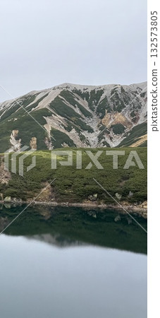 Mikurigaike Pond *Climbing Mt. Tateyama (late October) *Tateyama Town, Toyama Prefecture 132573805