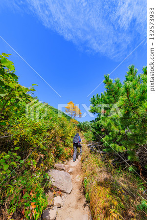 Climbing Mt. Kurodake - Walking in the Autumn of the Northern Land 132573933