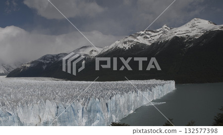Perito Moreno Glacier, Los Glaciares National Park Perito Moreno Glacier, Los Glaciares National Park 132577398