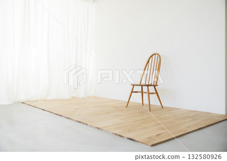 White walls and wooden floors 132580926