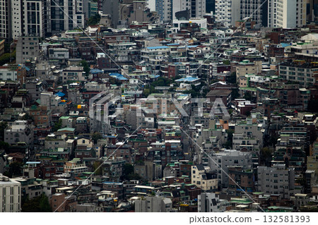 Seoul cityscape showing dense urban residential architecture Seoul cityscape showing dense urban residential architecture 132581393