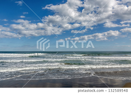 A refreshing seascape of blue skies, clouds, and waves [Pacific Ocean] 132589548