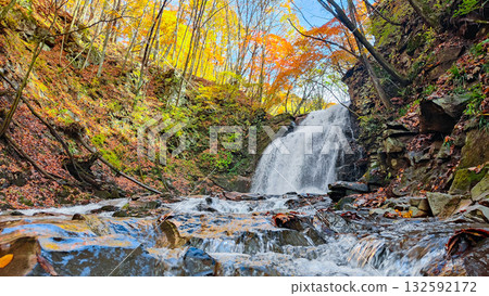 淺間瀑布（秋季） 132592172