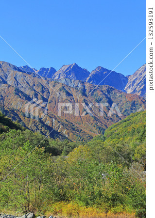 北阿爾卑斯山的秋天 132593191