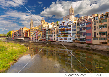 Colorful riverside houses and cathedral in Girona Spain Colorful riverside houses and cathedral in Girona Spain 132594358