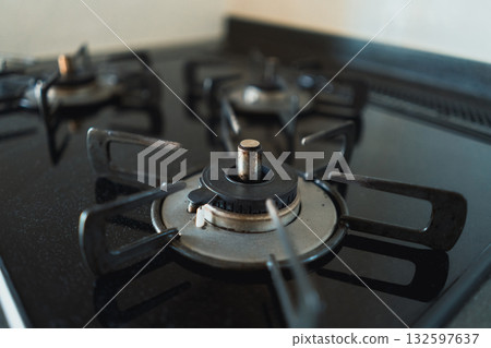 gas stove, gas hob, kitchen 132597637