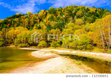 Lake Suganuma in autumn 2 132599851