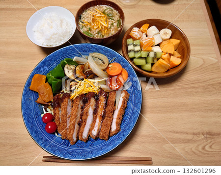 The "Miso-katsu" set / Nagoya's specialty miso cutlet, lunch set, set meal The "Miso-katsu" set / Nagoya's specialty miso cutlet, lunch set, set meal 132601296