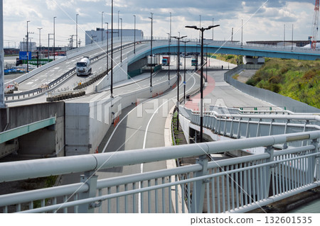 The end of the Osaka-Kansai Expo: Records of the demolition work site - Access roads The end of the Osaka-Kansai Expo: Records of the demolition work site - Access roads 132601535