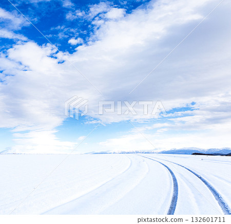 Snow-covered icy roads in Biei, Hokkaido, in winter Snow-covered icy roads in Biei, Hokkaido, in winter 132601711