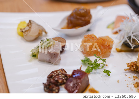Beautifully presented Chinese appetizer platter 132603690