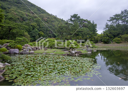 栗林花園,國家指定特別風景名勝(香川縣高松市) 栗林花園,國家指定特別風景名勝(香川縣高松市) 132603697