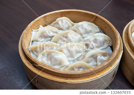 Dumplings, boiled dumplings, steamed dumplings, fresh, handmade. 蒸し饺子 (mushigyoza) 132607035