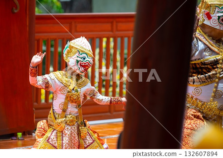 Thai Khon Mask Dance Performance 132607894