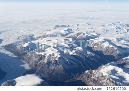Greenland's snow sheets, icebergs, and glaciers 132610200