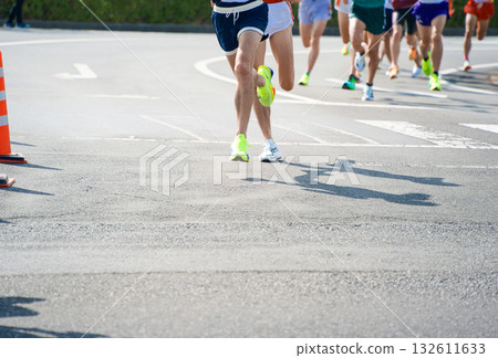 馬拉松選手腳部特寫 馬拉松選手腳部特寫 132611633