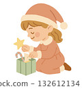 女孩手持聖誕​​禮物的插圖 132612134