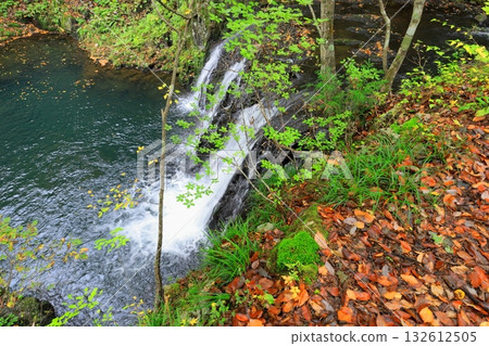Ryujin Falls: A waterfall dedicated to the rain-making god, the Dragon God / Minamiaizu Town, Fukushima Prefecture Ryujin Falls: A waterfall dedicated to the rain-making god, the Dragon God / Minamiaizu Town, Fukushima Prefecture 132612505