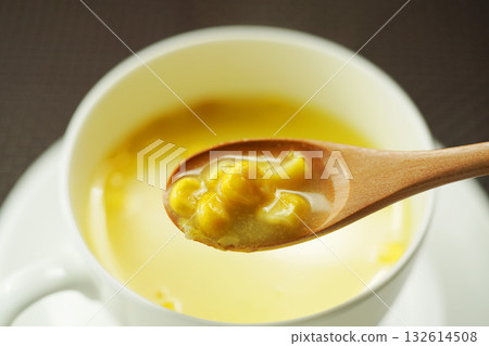 Corn soup 132614508