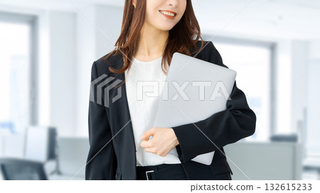 Woman with a laptop / business woman Woman with a laptop / business woman 132615233