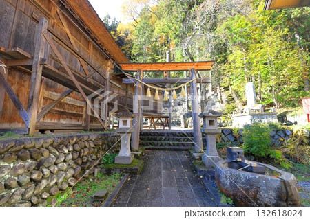 Dedicated Kabuki Stage / Hinoemata Village, Aizu County, Fukushima Prefecture 132618024