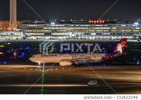 羽田機場夜間，飛機滑行，東京大田區 132622549
