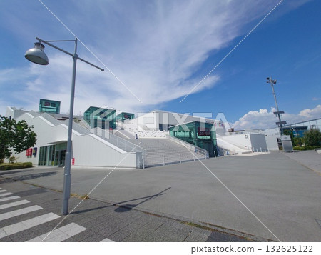 Uniqlo Park Mitsui Outlet Park Yokohama Bayside 132625122