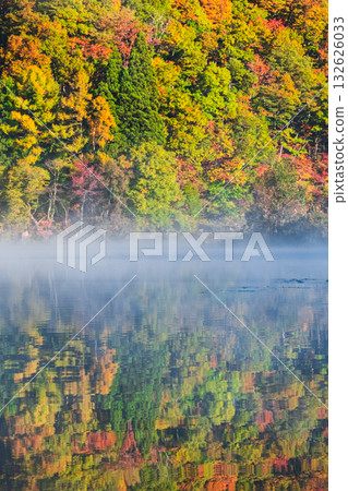 Lake Nakatsuna (autumn) Lake Nakatsuna (autumn) 132626033