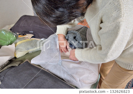 Recyclable waste, decluttering, changing clothes, cleaning up unwanted items Recyclable waste, decluttering, changing clothes, cleaning up unwanted items 132626823