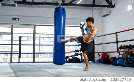 Young Japanese man doing kickboxing 132627760