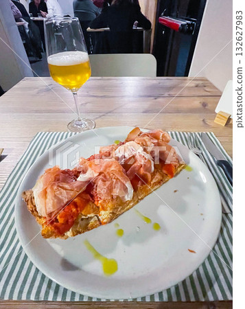 Traditional Italian artisan pizza restaurant Traditional Italian artisan pizza restaurant 132627983