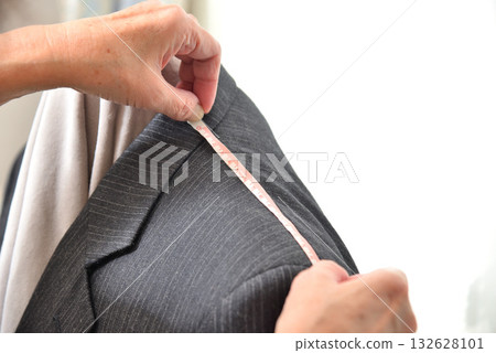Tailor custom-made suit tailoring 132628101