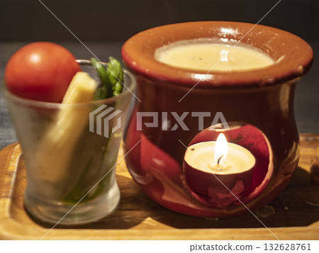 The aroma of Bagna Cauda in the light The aroma of Bagna Cauda in the light 132628761