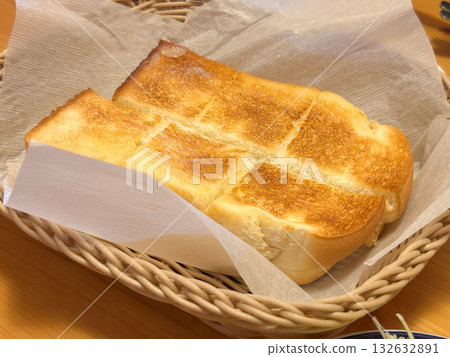 早餐用山麵包吐司 早餐用山麵包吐司 132632891