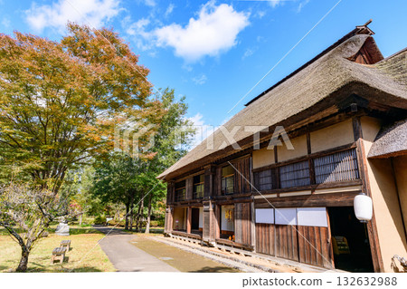 Autumn Michinoku Lakeside Park: Autumn leaves, kochia and old houses Autumn Michinoku Lakeside Park: Autumn leaves, kochia and old houses 132632988