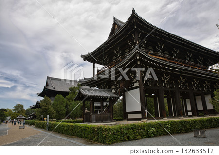 東福寺 - 參觀寺內雄偉的三門 2 132633512