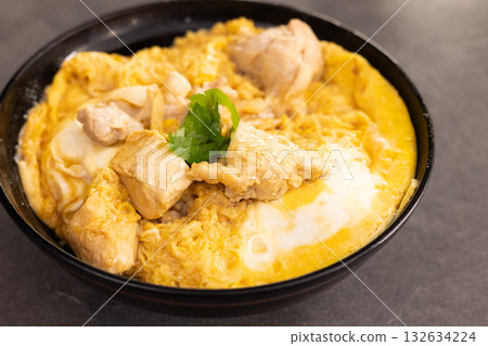 美味的Oyakodon 132634224